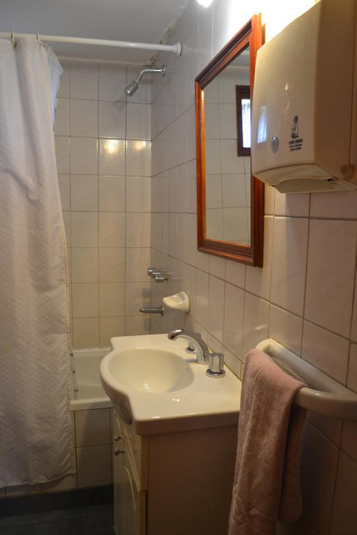 Camping Y Hostal El Ovejero Ель-Калафате Номер фото