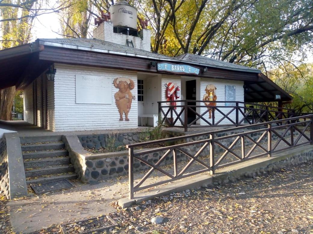 Camping Y Hostal El Ovejero Ель-Калафате Екстер'єр фото